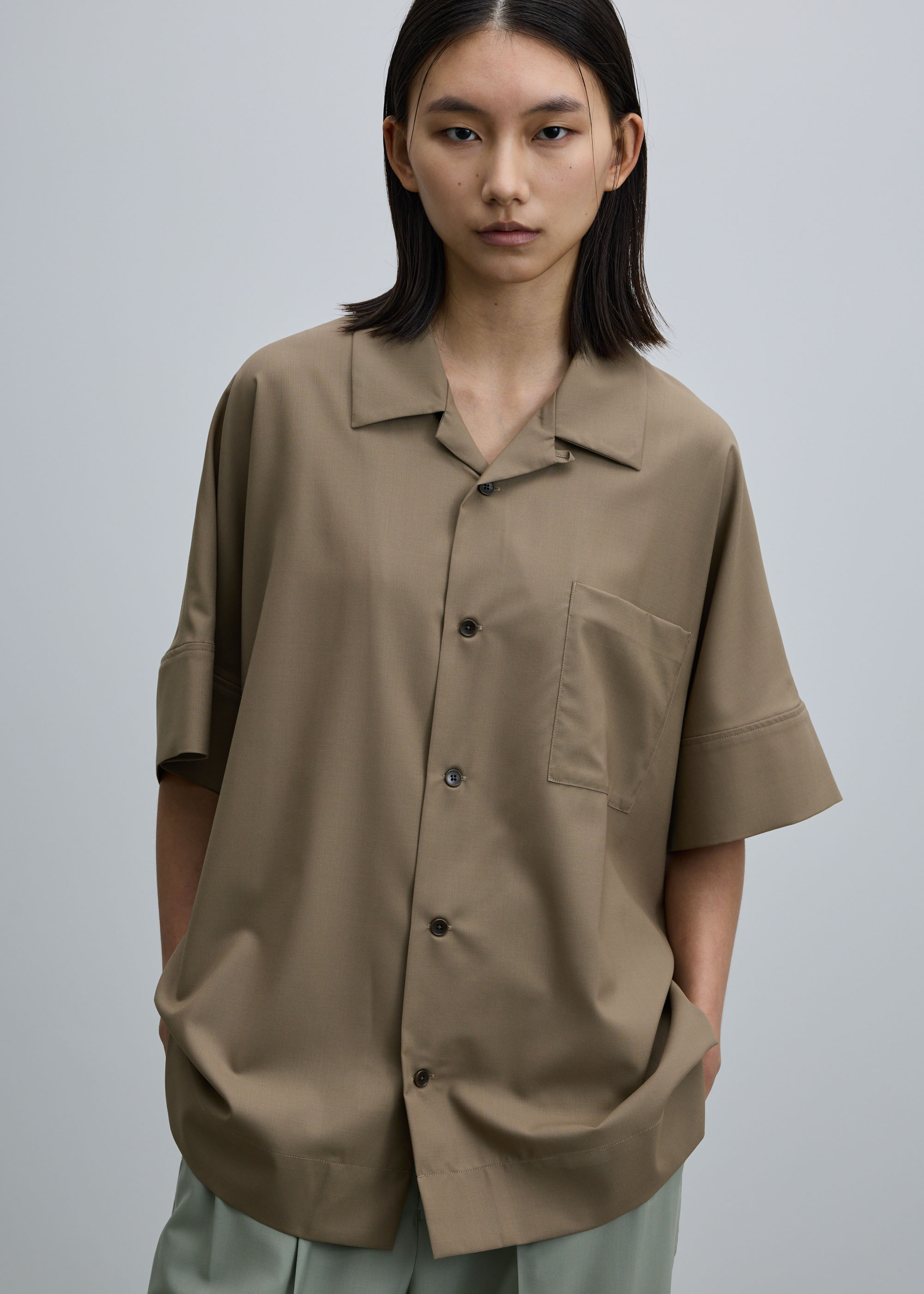 スーパー140ライトウールジレ｜SOÉJU k - SOÉJU online store